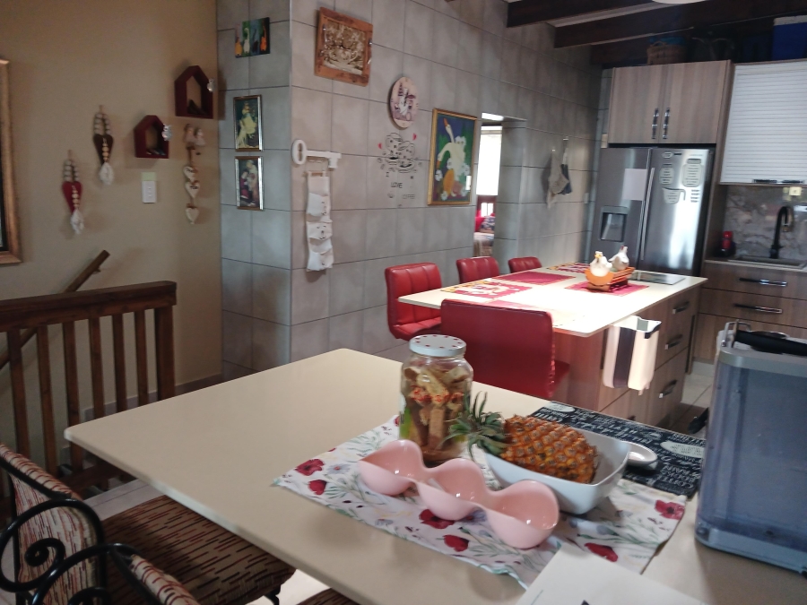 4 Bedroom Property for Sale in Dana Bay Western Cape